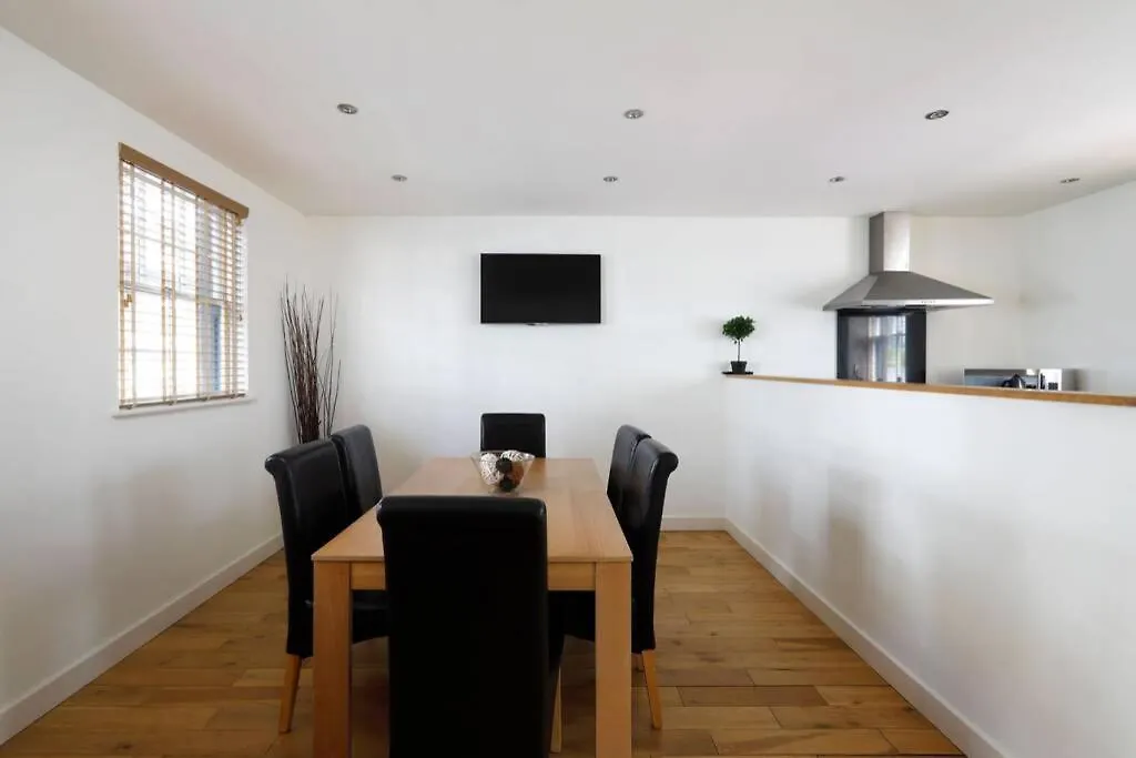 Holiday home Beautiful 2 Bedroom Mews House With Parking By The Beach Brighton